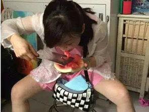 娱乐吃瓜女朋友分手视频,娱乐圈情侣甜蜜变脸,吃瓜群众热议分手真相 第3张 娱乐吃瓜女朋友分手视频,娱乐圈情侣甜蜜变脸,吃瓜群众热议分手真相 第3张